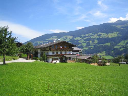 Fügenberg Österreich Aktionscode Booking.com