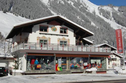 Holzgau Österreich Aktionscode Booking.com