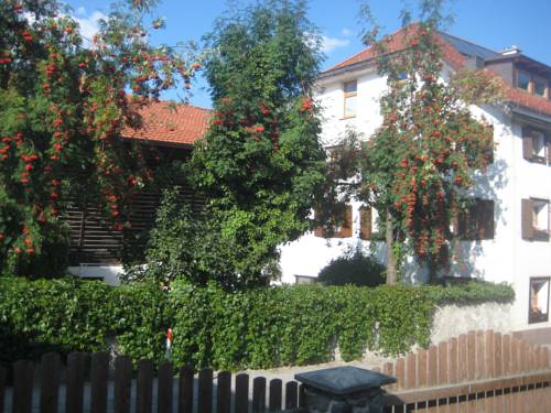 Axams Österreich Aktionscode Booking.com