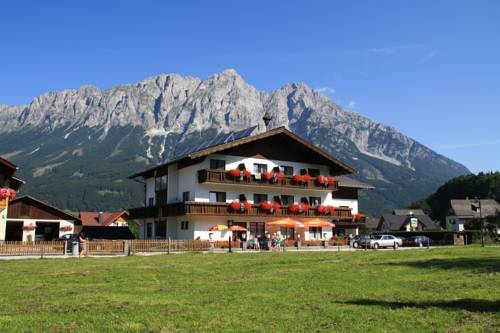 Oblarn Österreich Aktionscode Booking.com